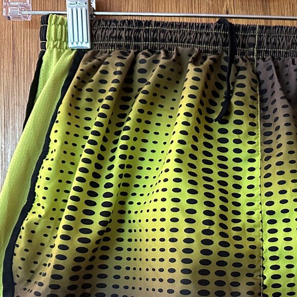 Black and Yellow Nike Shorts - Picture 2 of 8